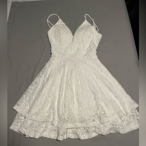 Elegant White Lace Dress
